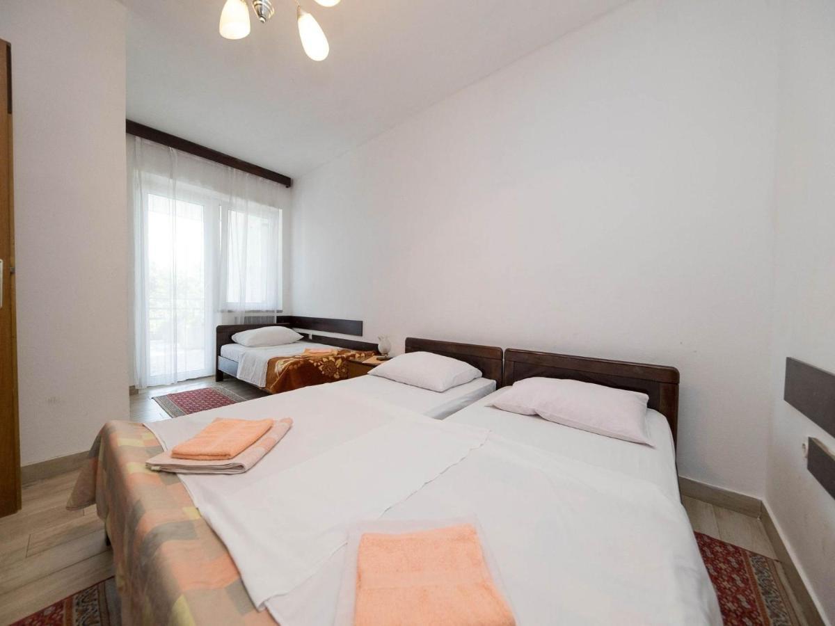 Biserka Apartment *